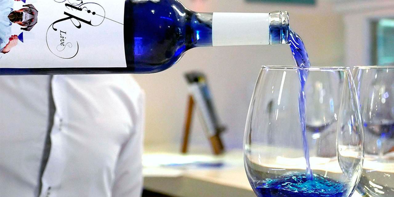 Синее вино из Испании
